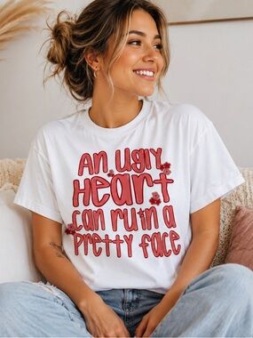 NWT Gildan “An Ugly Heart Can Ruin A Pretty Face” Graphic Tee XL White